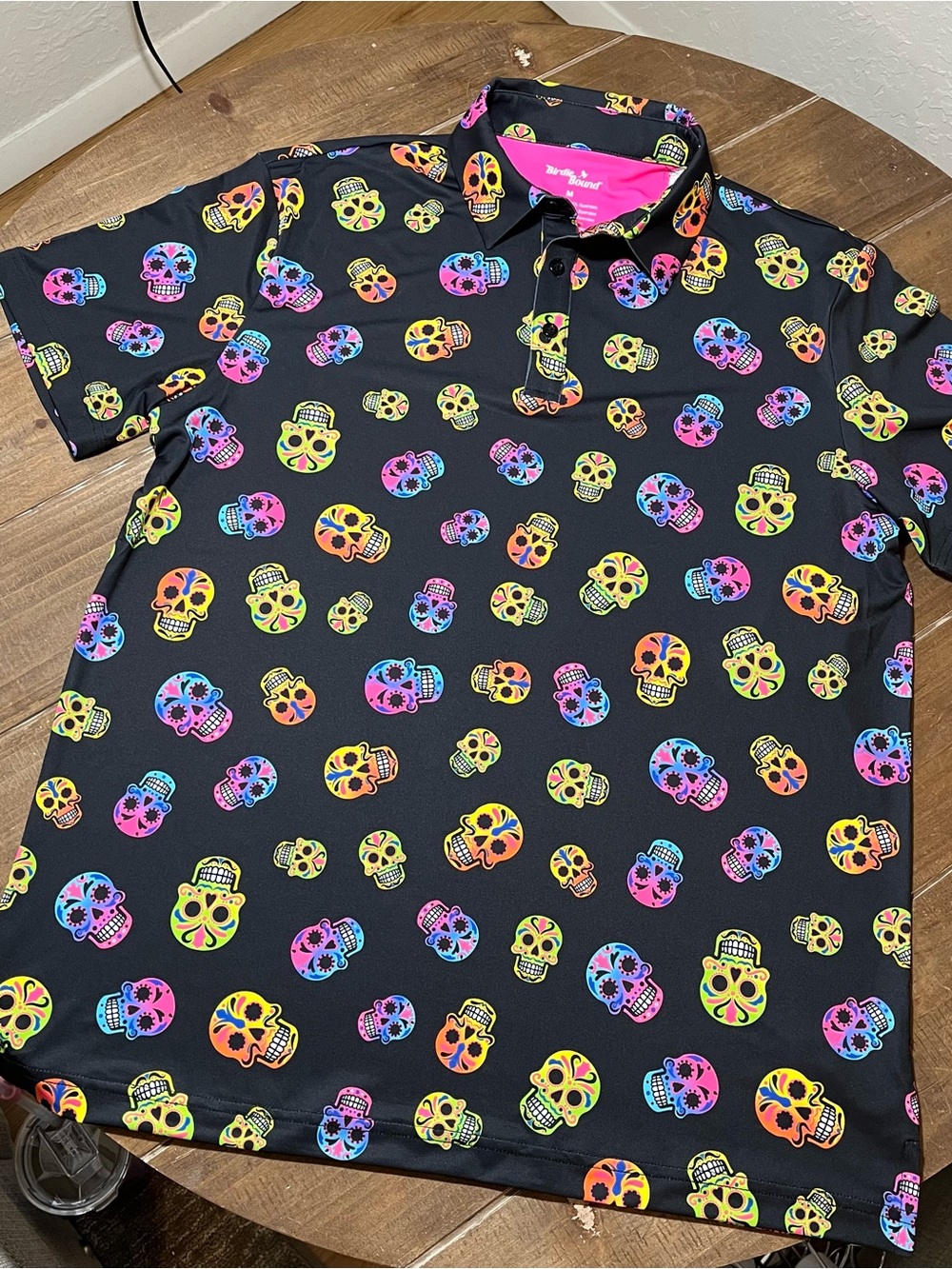 Birdie Bound Men’s golf shirt size medium sugar skull print NWT